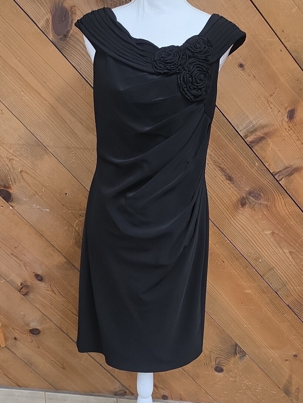 Adrianna Papell Black Cocktail Dress Sz 12 Draped Pleated Floral Rosette Formal